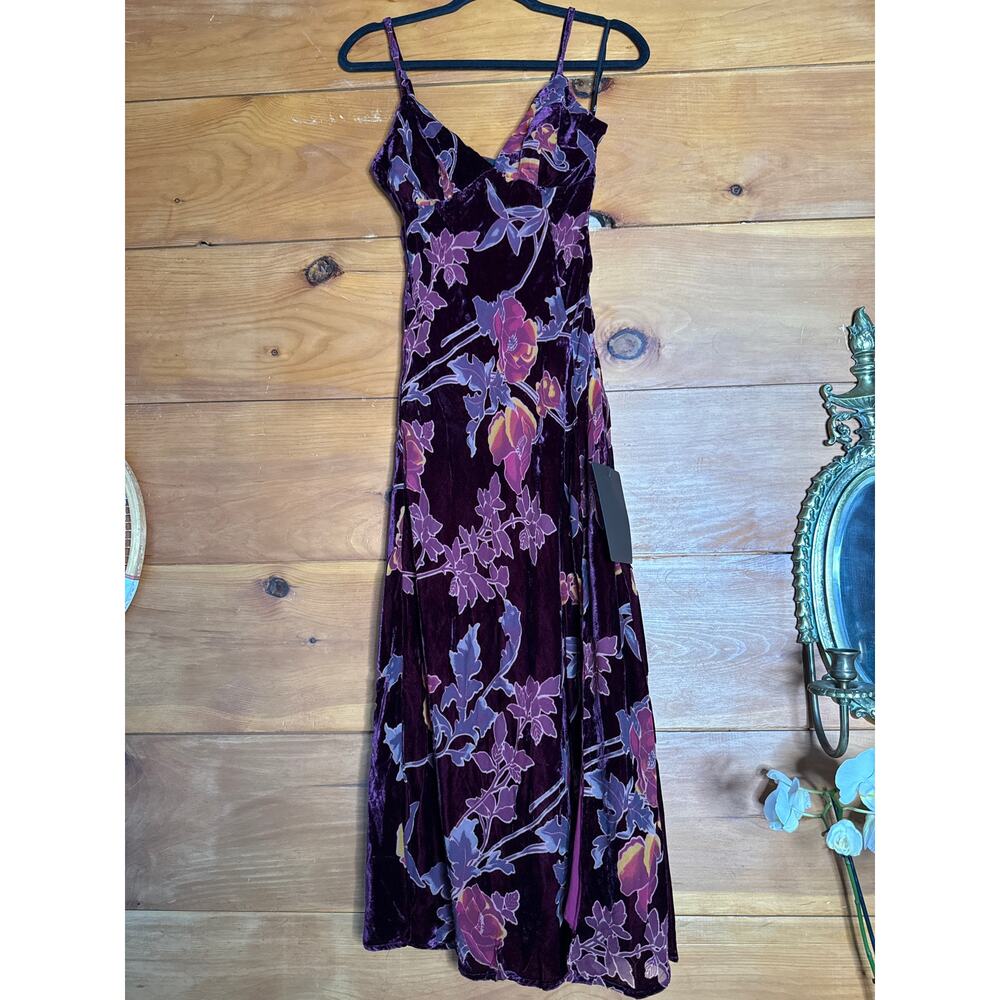 NWT Lulus Divine Allure Burgundy Floral Burnout Velvet Midi Dress Gala Size XS - Picture 2 of 8